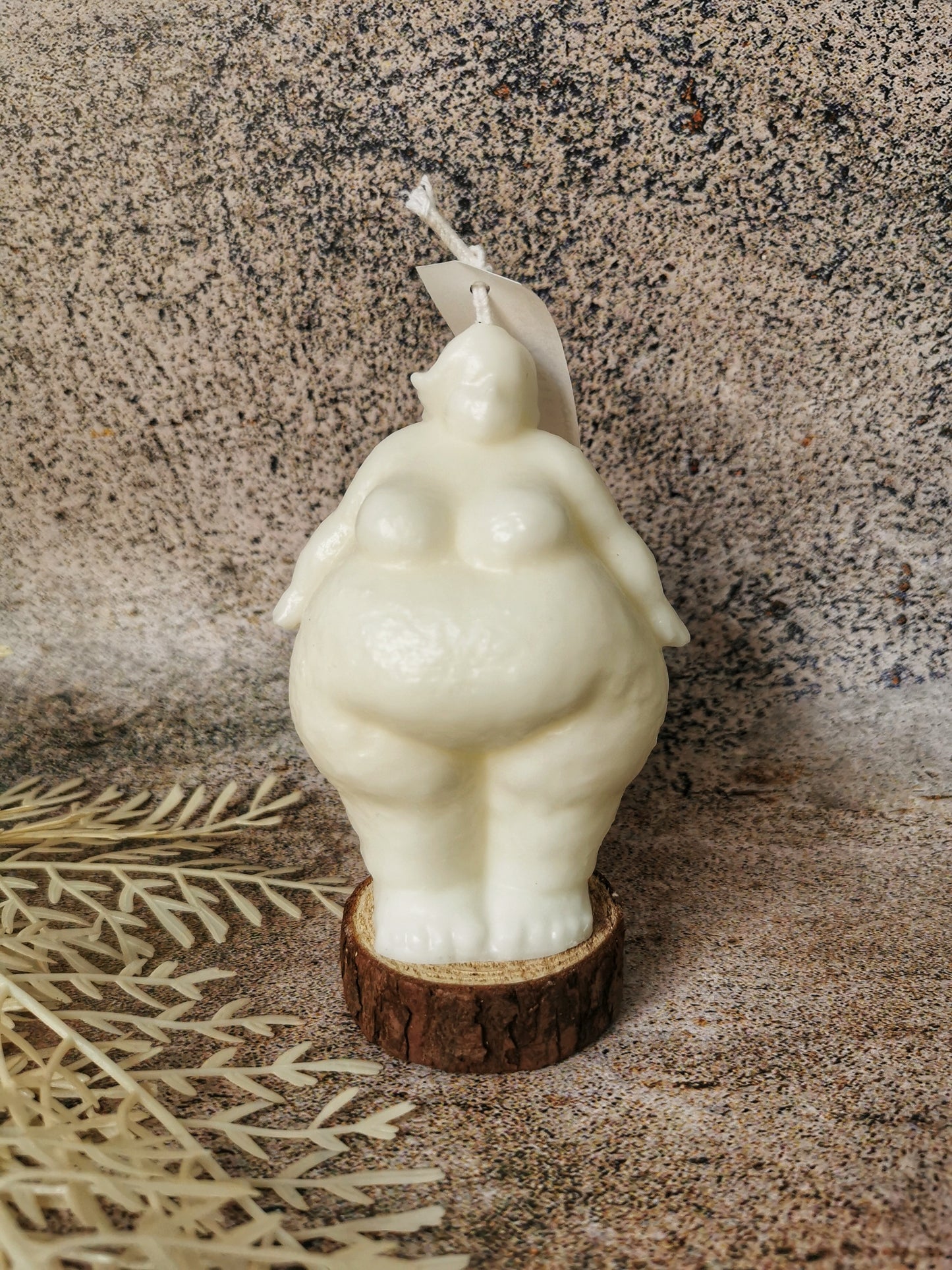 Curvy Claire Candle